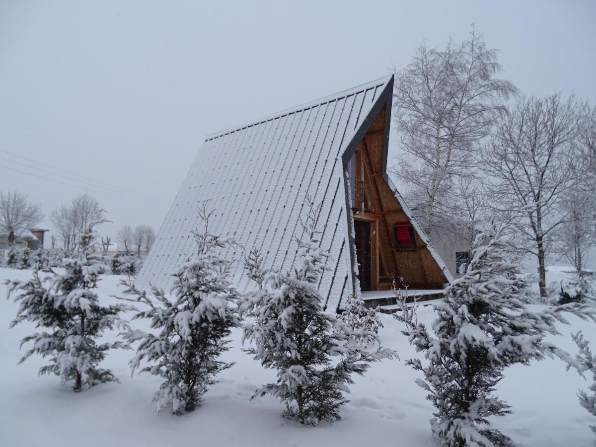 Logis Las Crozas La Cocotte Vernines Zewnętrze zdjęcie